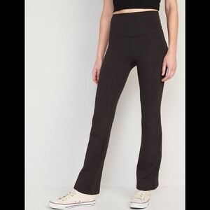 Old Navy Women's PowerChill Bootcut Leggings